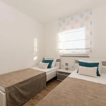 Kovacevic 3 By Interhome Apartmán