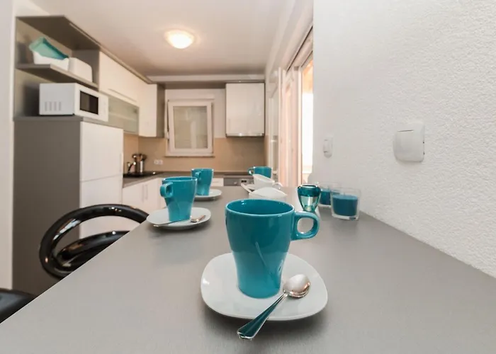 Kovacevic 3 By Interhome Vir